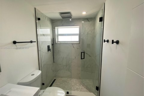 Condominio en alquiler en Pompano Beach, Florida, 2 dormitorios, 99.41 m2 № 1922778 - foto 4