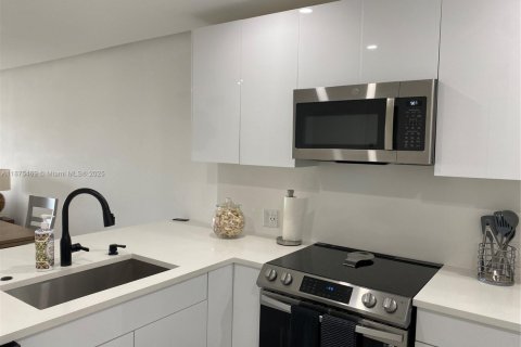 Condominio en alquiler en Pompano Beach, Florida, 2 dormitorios, 99.41 m2 № 1922778 - foto 7