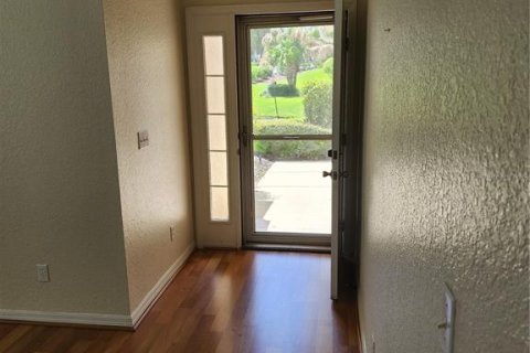 Townhouse in Ocala, Florida 2 bedrooms, 124.21 sq.m. № 2220605 - photo 2