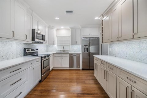 Casa en venta en Saint Petersburg, Florida, 3 dormitorios, 101.73 m2 № 1361645 - foto 6