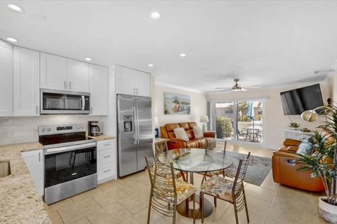 House in Sarasota, Florida 1 bedroom, 67.63 sq.m. № 2196804 - photo 6