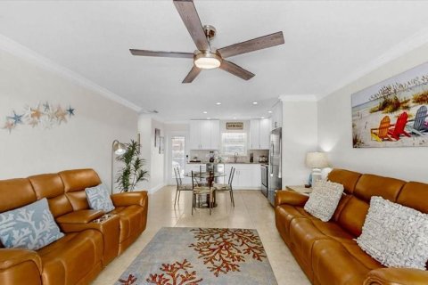 House in Sarasota, Florida 1 bedroom, 67.63 sq.m. № 2196804 - photo 14