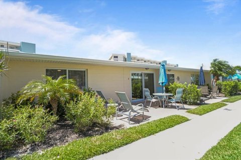 House in Sarasota, Florida 1 bedroom, 67.63 sq.m. № 2196804 - photo 19