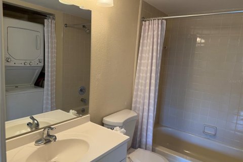 Condo in Sarasota, Florida, 2 bedrooms № 2393883 - photo 21