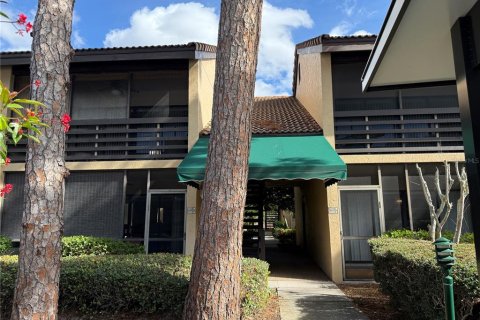 Condo in Sarasota, Florida, 2 bedrooms № 2393883 - photo 2