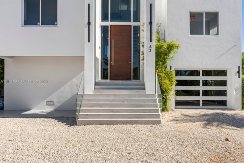 Casa en venta en Marathon, Florida, 5 dormitorios, 332.59 m2 № 2008543 - foto 7