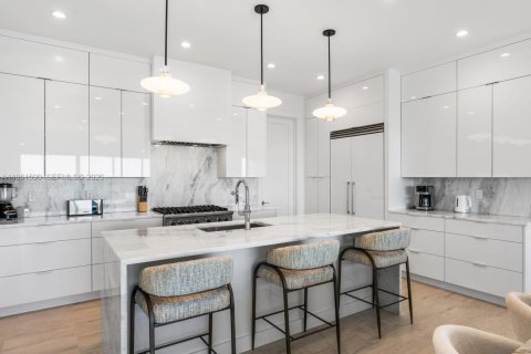 Casa en venta en Marathon, Florida, 5 dormitorios, 332.59 m2 № 2008543 - foto 16