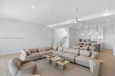 Casa en venta en Marathon, Florida, 5 dormitorios, 332.59 m2 № 2008543 - foto 11