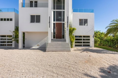 Casa en venta en Marathon, Florida, 5 dormitorios, 332.59 m2 № 2008543 - foto 6