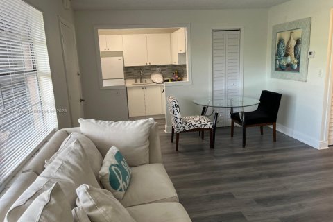 Copropriété à louer à Pompano Beach, Floride: 2 chambres, 67.08 m2 № 1963666 - photo 5