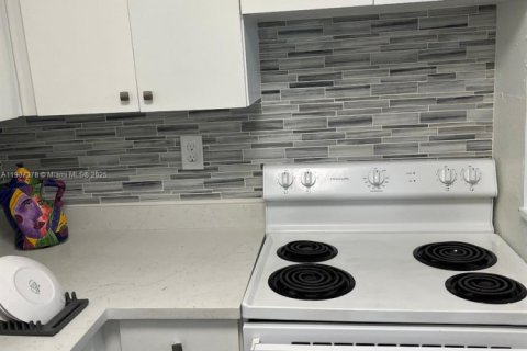 Copropriété à louer à Pompano Beach, Floride: 2 chambres, 67.08 m2 № 1963666 - photo 8