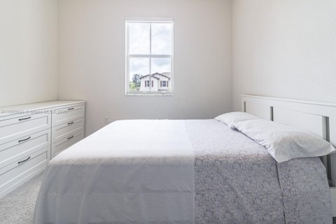 Townhouse in Miami, Florida 3 bedrooms, 133.97 sq.m. № 1944363 - photo 21