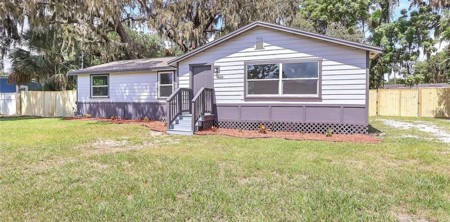 Casa en Apopka, Florida 3 dormitorios, 120.87 m2 № 1879338