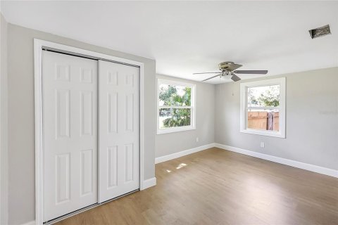 House in Apopka, Florida 3 bedrooms, 120.87 sq.m. № 1879338 - photo 13