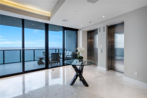 Condominio en venta en Sunny Isles Beach, Florida, 4 dormitorios, 351.64 m2 № 1864536 - foto 7