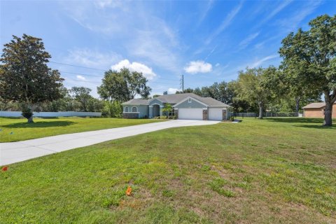 House in Spring Hill, Florida 4 bedrooms, 273.97 sq.m. № 1777166 - photo 6