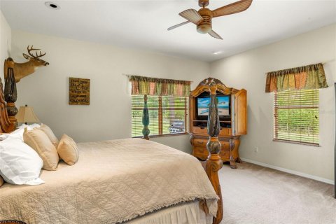 House in LaBelle, Florida 3 bedrooms, 180.88 sq.m. № 1876225 - photo 15