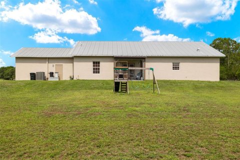 House in LaBelle, Florida 3 bedrooms, 180.88 sq.m. № 1876225 - photo 24