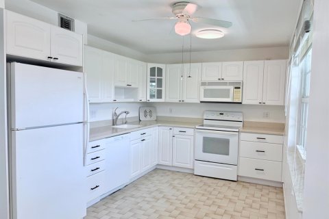 Купить кондоминиум в Помпано-Бич, Флорида 3 комнаты, 150.5м2, № 2260172 - фото 10