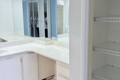Купить кондоминиум в Помпано-Бич, Флорида 3 комнаты, 150.5м2, № 2260172 - фото 19