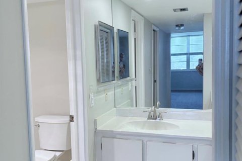 Купить кондоминиум в Помпано-Бич, Флорида 3 комнаты, 150.5м2, № 2260172 - фото 18