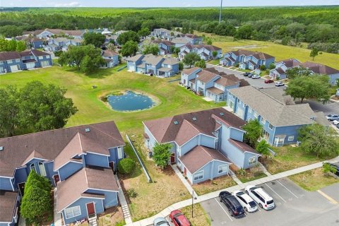 Купить таунхаус в Дэвенпорт, Флорида 9 комнат, 162.39м2, № 2147766 - фото 2