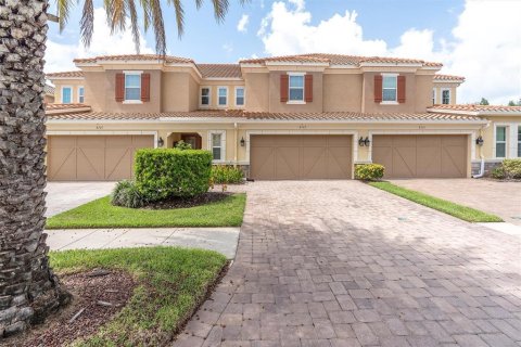 Townhouse in Tampa, Florida 3 bedrooms, 219.99 sq.m. № 1850184 - photo 1