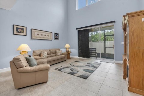 Townhouse in Tampa, Florida 3 bedrooms, 219.99 sq.m. № 1850184 - photo 28
