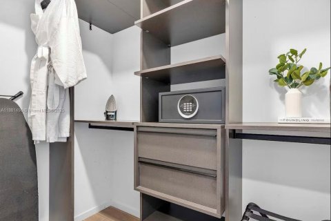 Copropriété à vendre à Miami, Floride: 41.16 m2 № 1925114 - photo 17