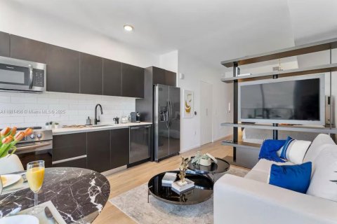 Copropriété à vendre à Miami, Floride: 41.16 m2 № 1925114 - photo 7