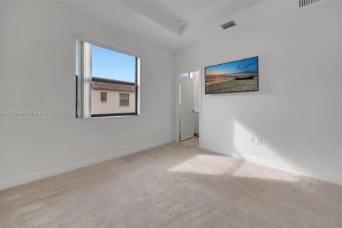 Townhouse in Homestead, Florida 3 bedrooms, 123.37 sq.m. № 1875311 - photo 28