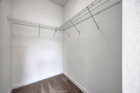 Townhouse in Homestead, Florida 3 bedrooms, 123.37 sq.m. № 1875311 - photo 27
