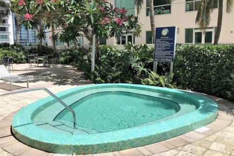 Copropriété à louer à Miami, Floride: 1 chambre, 73.3 m2 № 2400616 - photo 14