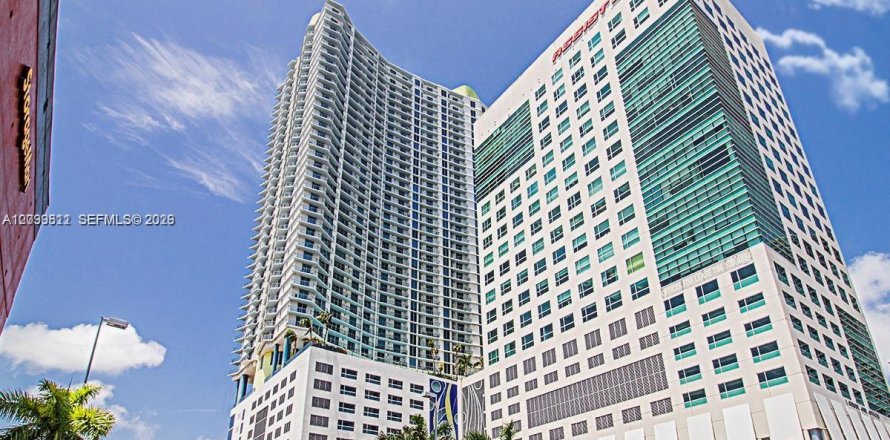 Condo à Miami, Floride, 1 chambre № 2400616