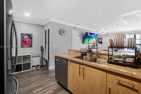 Adosado en venta en Cooper City, Florida, 2 dormitorios, 98.1 m2 № 2042343 - foto 10