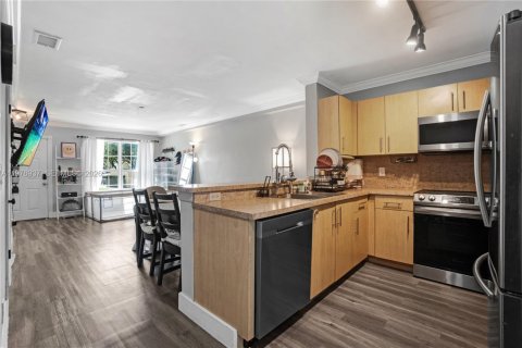 Adosado en venta en Cooper City, Florida, 2 dormitorios, 98.1 m2 № 2042343 - foto 4