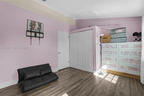 Adosado en venta en Cooper City, Florida, 2 dormitorios, 98.1 m2 № 2042343 - foto 25