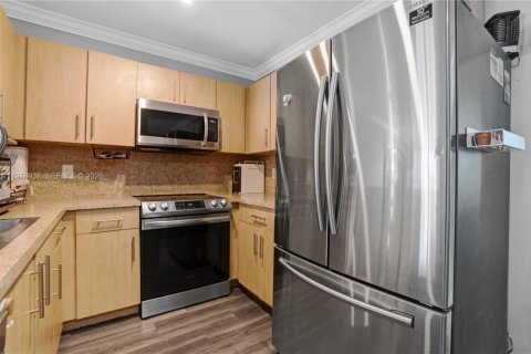 Adosado en venta en Cooper City, Florida, 2 dormitorios, 98.1 m2 № 2042343 - foto 8