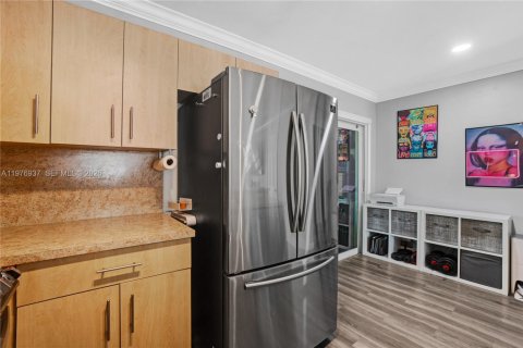 Adosado en venta en Cooper City, Florida, 2 dormitorios, 98.1 m2 № 2042343 - foto 6