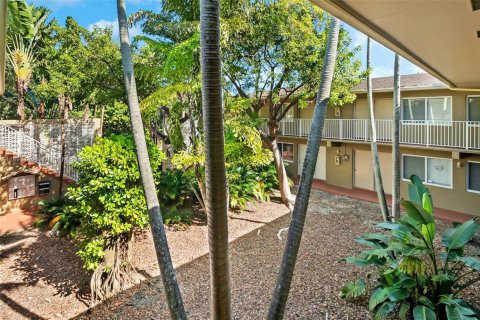 Condominio en venta en South Miami, Florida, 1 dormitorio, 47.38 m2 № 1951072 - foto 8