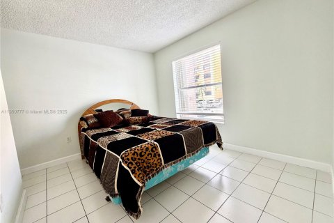 Condominio en venta en Miami, Florida, 1 dormitorio, 46.82 m2 № 1952189 - foto 28