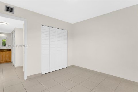 Copropriété à louer à Miami, Floride: 2 chambres, 83.61 m2 № 2057649 - photo 22