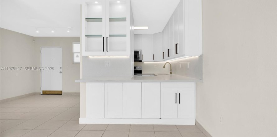 Condo à Miami, Floride, 2 chambres  № 2057649