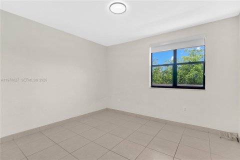 Copropriété à louer à Miami, Floride: 2 chambres, 83.61 m2 № 2057649 - photo 20