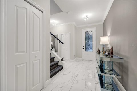 House in Orlando, Florida 4 bedrooms, 246.01 sq.m. № 2199332 - photo 7