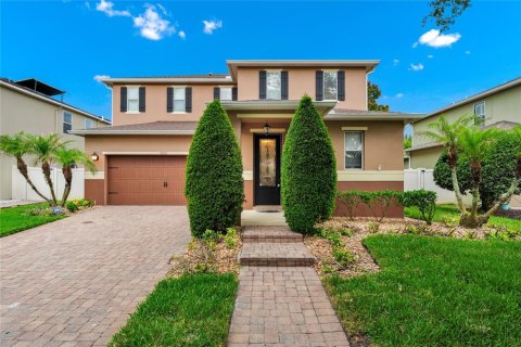 House in Orlando, Florida 4 bedrooms, 246.01 sq.m. № 2199332 - photo 3