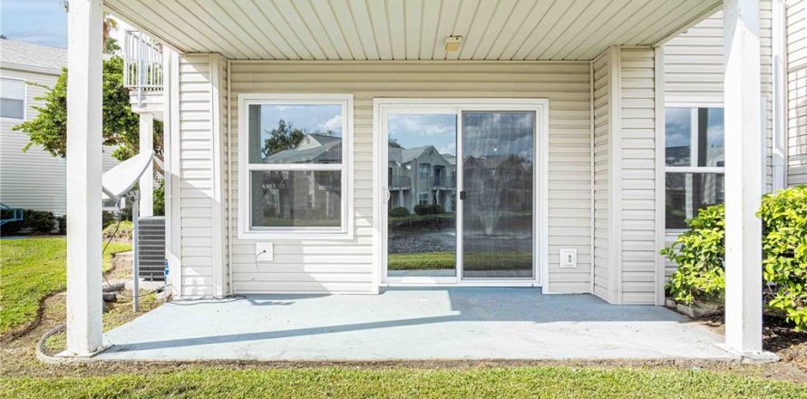 Condo in Orlando, Florida, 2 bedrooms  № 2394245