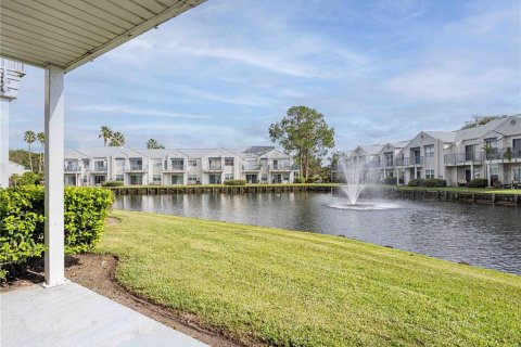 Condo in Orlando, Florida, 2 bedrooms  № 2394245 - photo 5