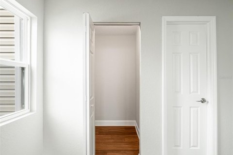 Condo in Orlando, Florida, 2 bedrooms  № 2394245 - photo 21