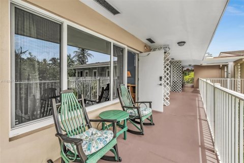 Condominio en venta en Pompano Beach, Florida, 1 dormitorio, 49.24 m2 № 1934851 - foto 9